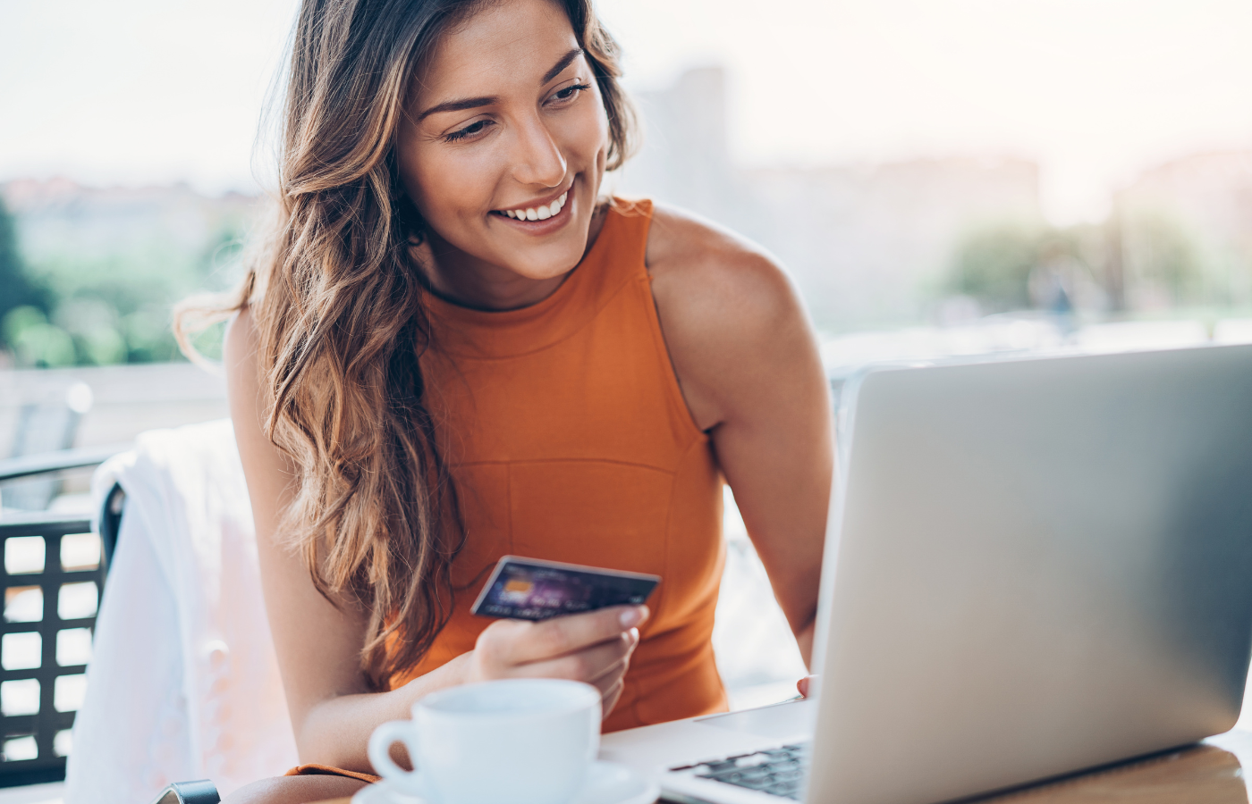 Woman Buying Kratom Beverages Online